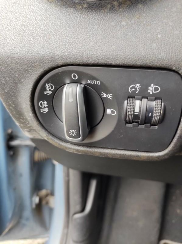 Commande de phare AUDI A1 1 PHASE 1 Diesel - 1