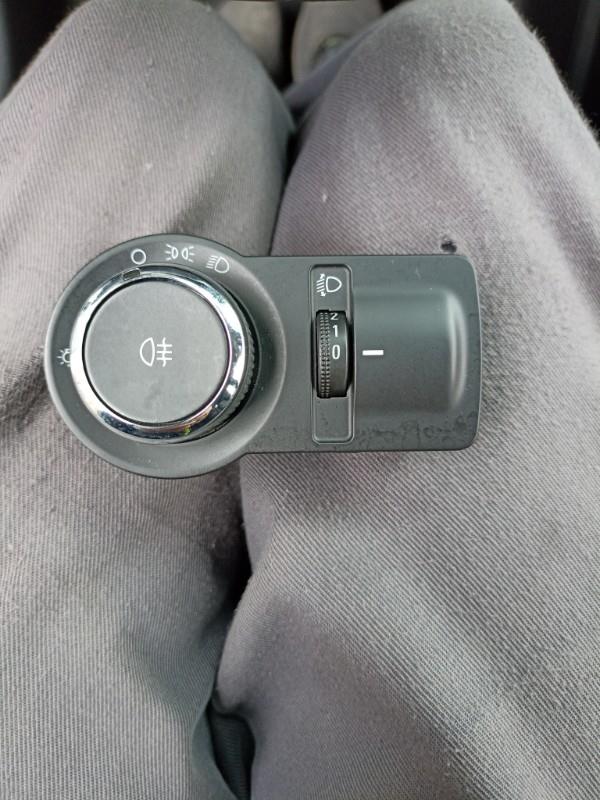 Commande de phare CHEVROLET AVEO 2 Essence - 1