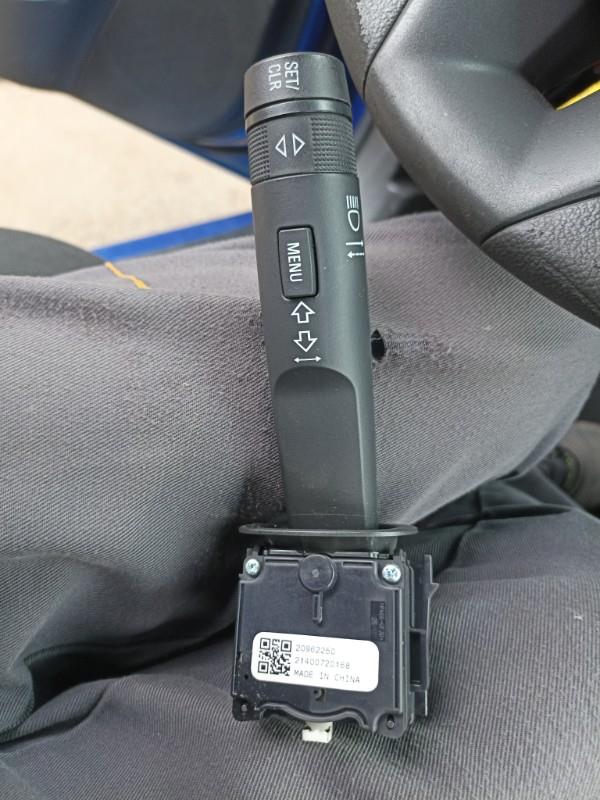 Commodo phare CHEVROLET AVEO 2 Essence - 1