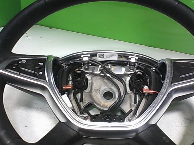 Volant DACIA DUSTER 2 PHASE 1  - 1