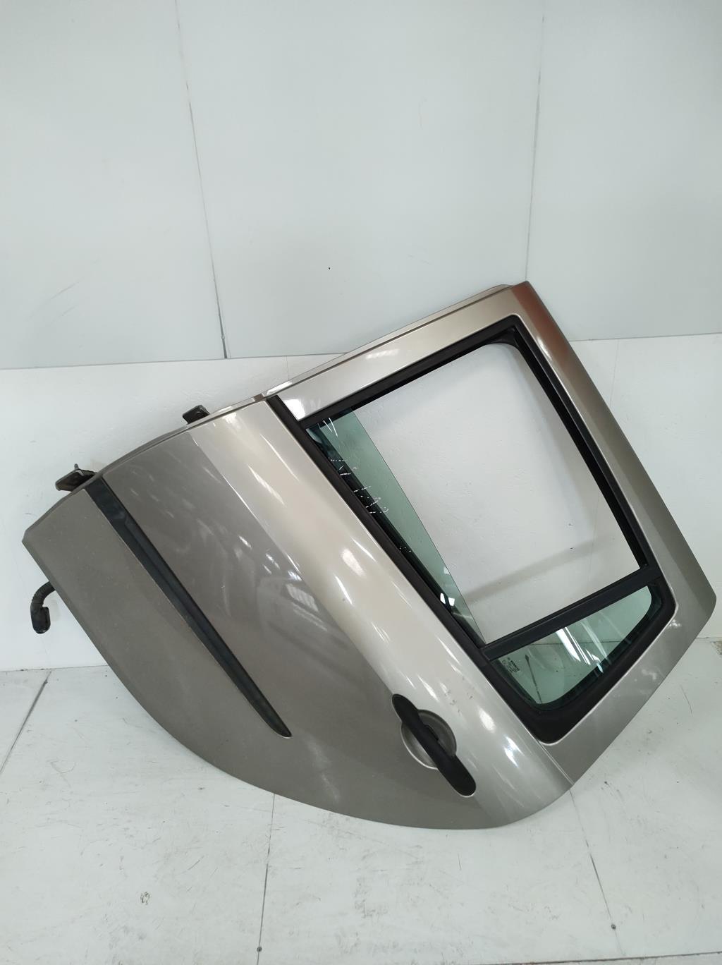 Porte arriere gauche RENAULT CLIO 3 PHASE 1 BREAK Diesel - 1