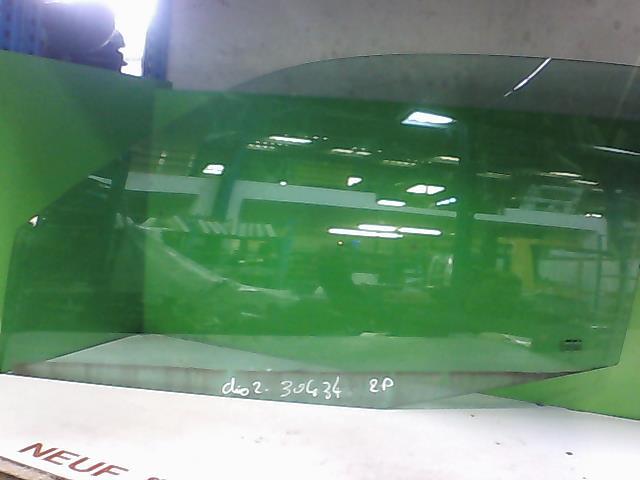 Vitre avant gauche RENAULT CLIO 2 PHASE 1 Essence - 1