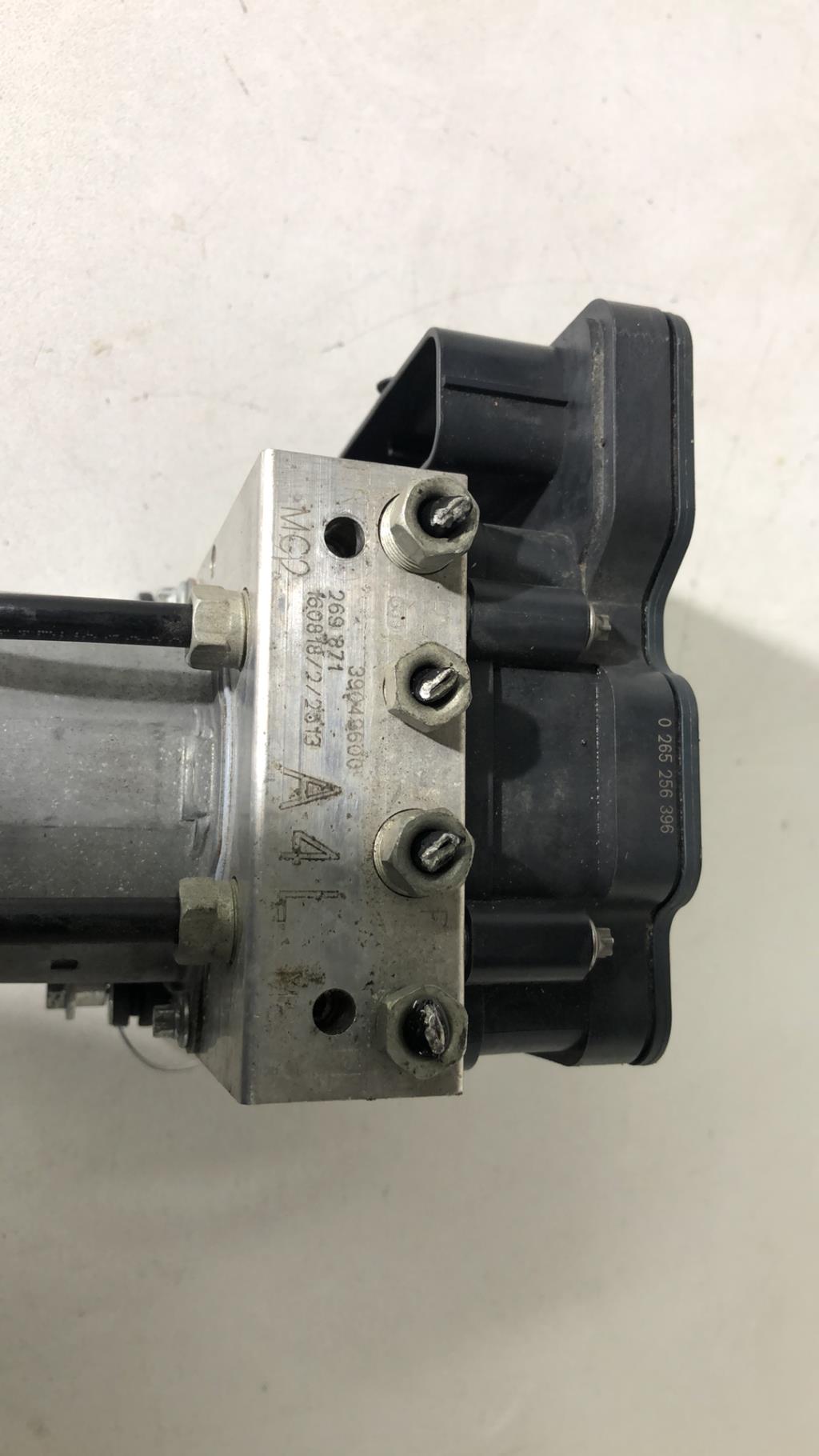 Bloc ABS (freins anti-blocage) OPEL CORSA E Essence - 1