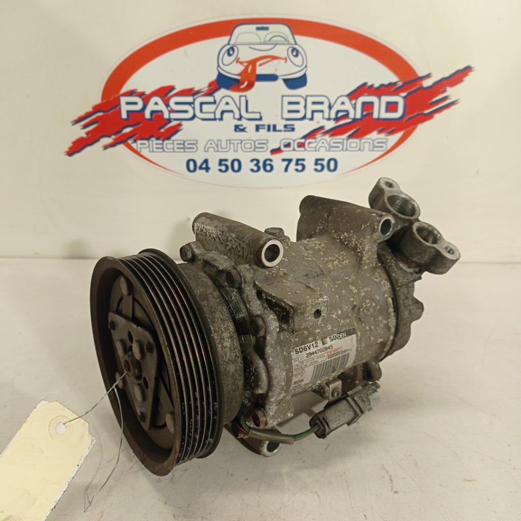 Compresseur clim RENAULT CLIO 3 PHASE 1 Essence - 1