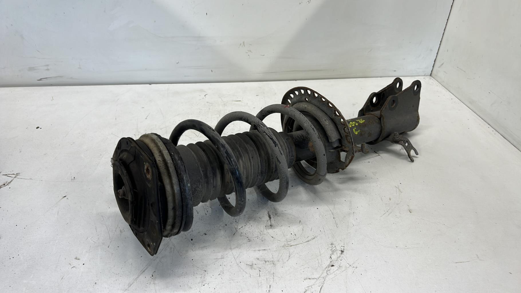 Ammortizzatore anteriore sinistro RENAULT KANGOO 2 PHASE 2 Diésel - 1