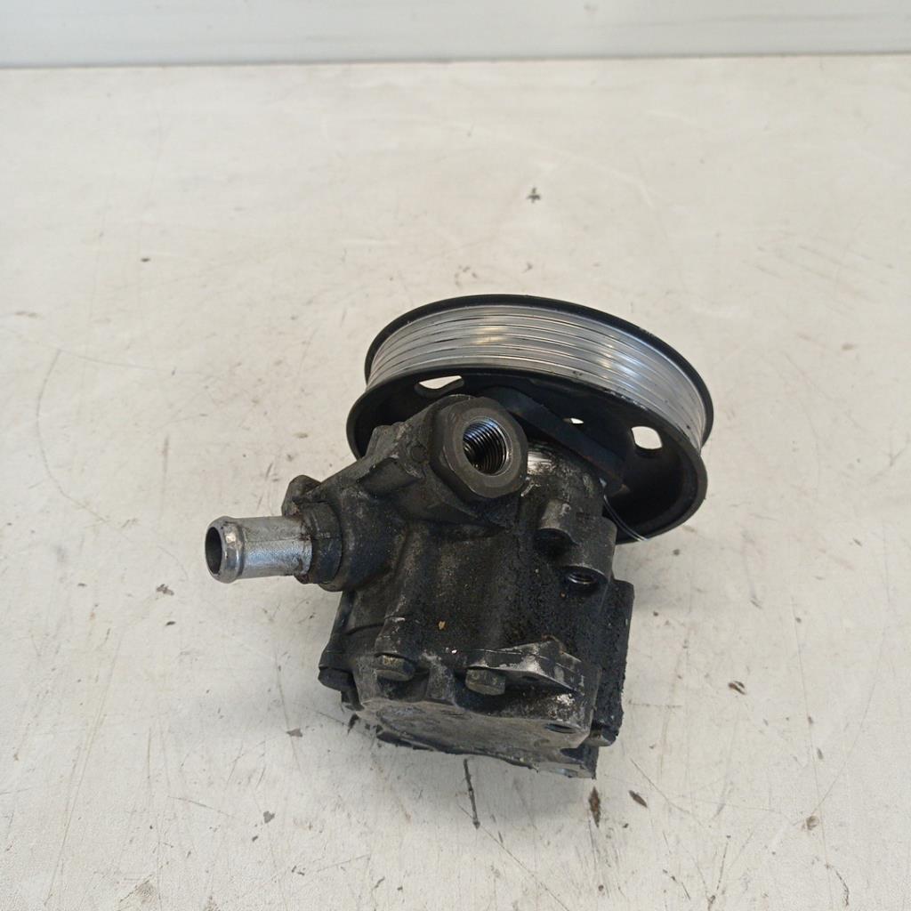 Pompe de direction AUDI A4 2 AVANT PHASE 2 BREAK Diesel - 1