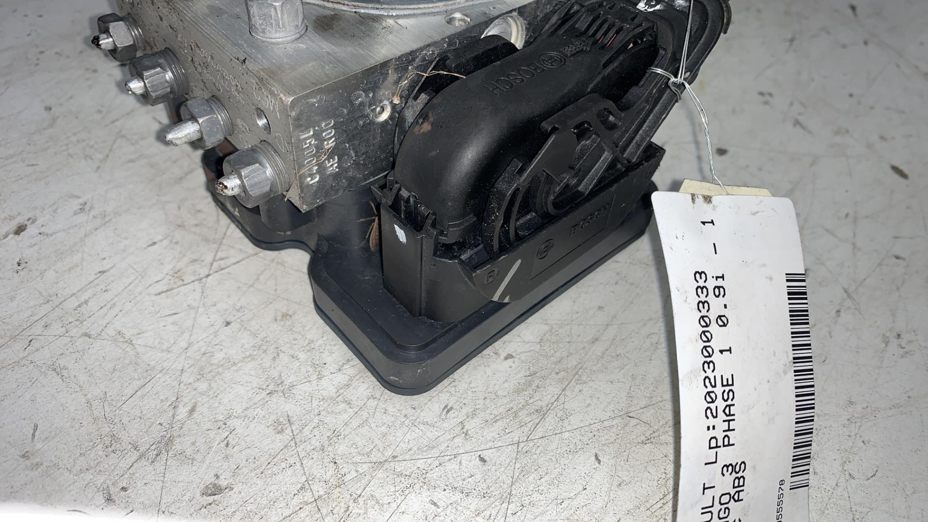 Bloc ABS (freins anti-blocage) RENAULT TWINGO 3 PHASE 1 Essence - 1