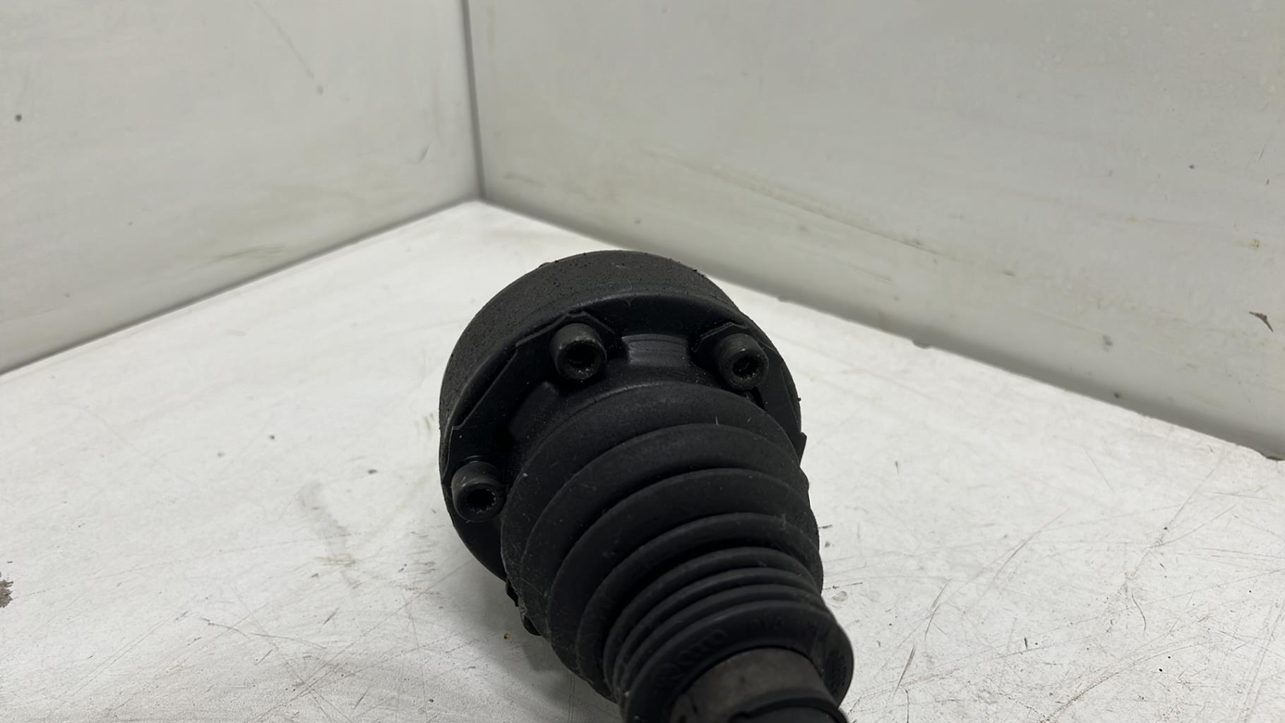 Giunto cardanico albero di trasmissione destro VOLKSWAGEN TOURAN 1 PHASE 1 Diésel - 1