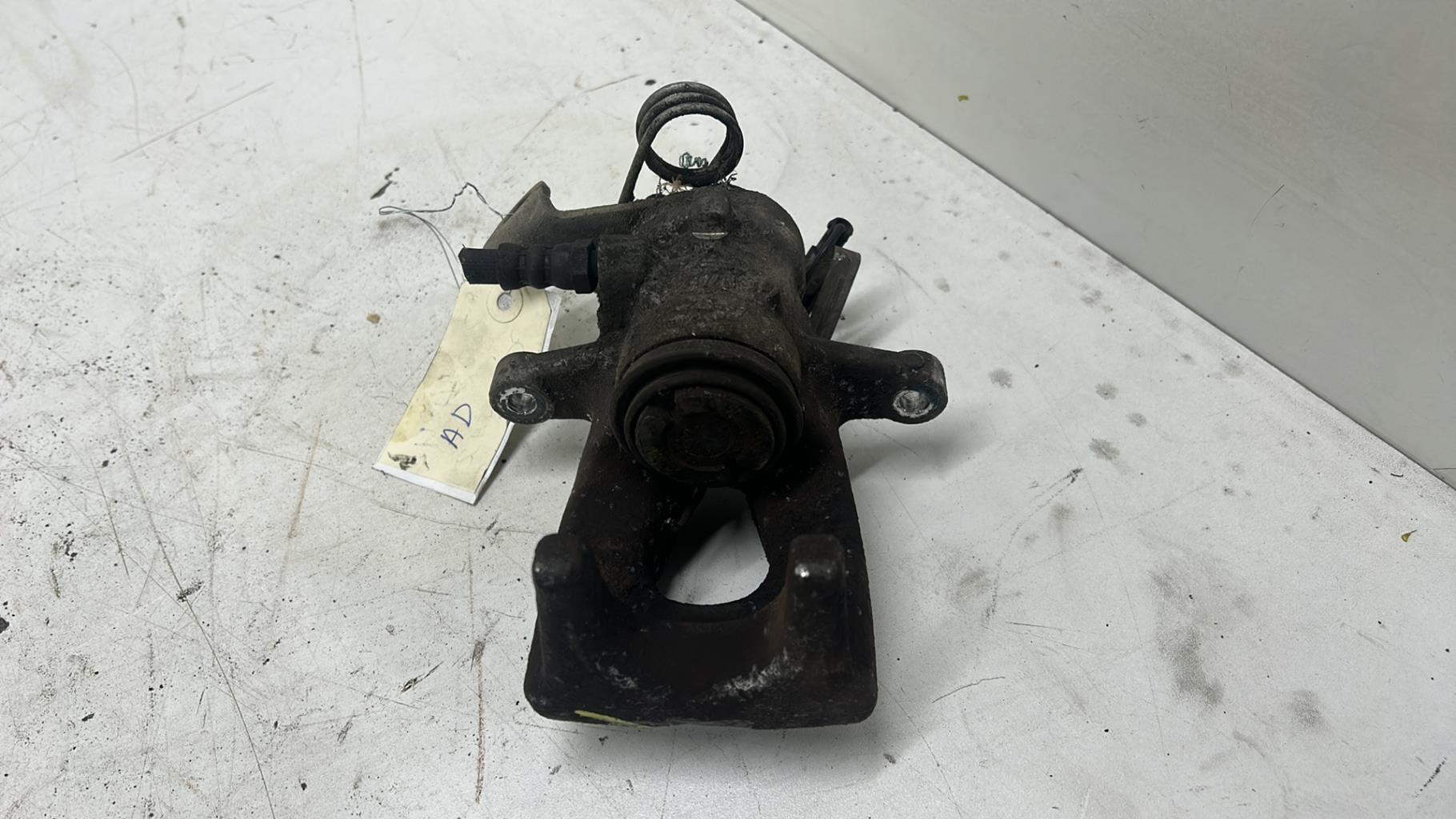 Pinza freni anteriore sinistra ALFA ROMEO GIULIETTA 2 PHASE 1 Diésel - 1
