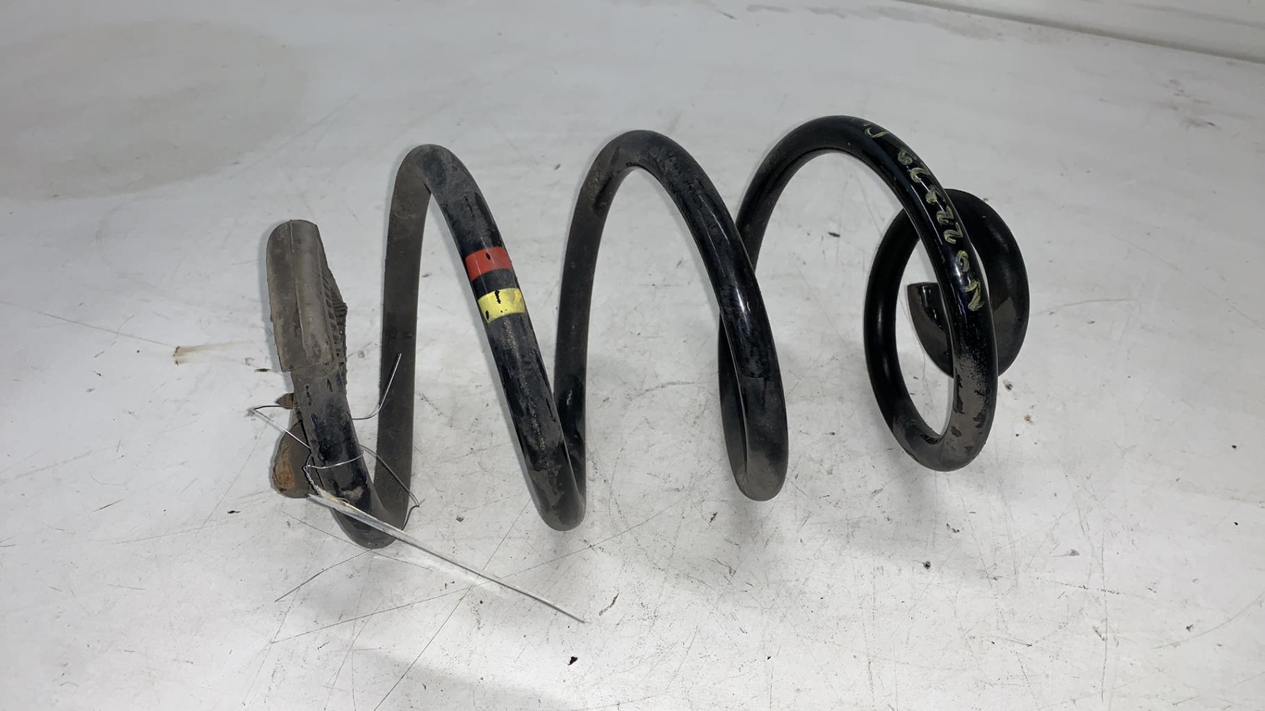 Molla sospensione posteriore sinistra RENAULT CLIO 4 PHASE 2 Diésel - 1