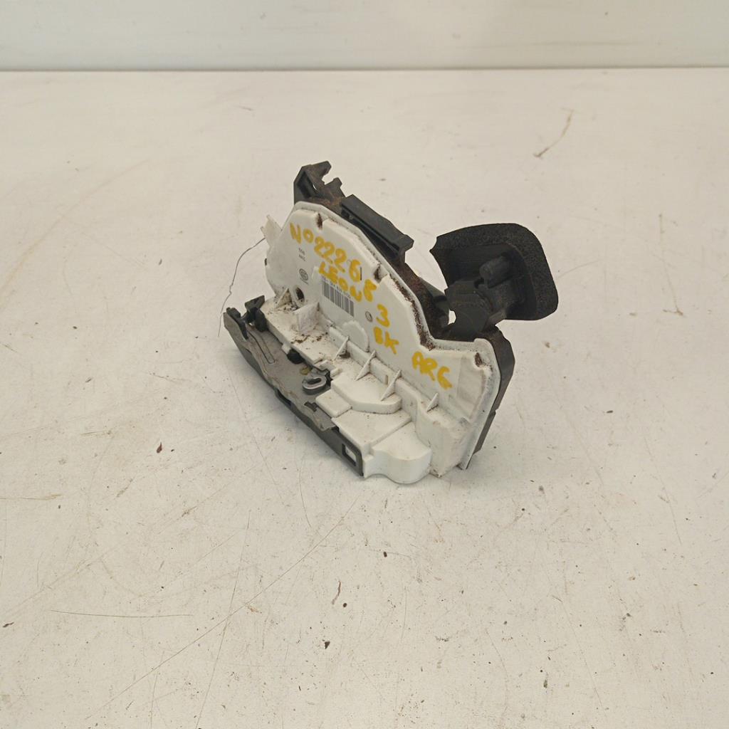 Serrure arriere gauche SEAT LEON 3 ST PHASE 1 BREAK Diesel - 1