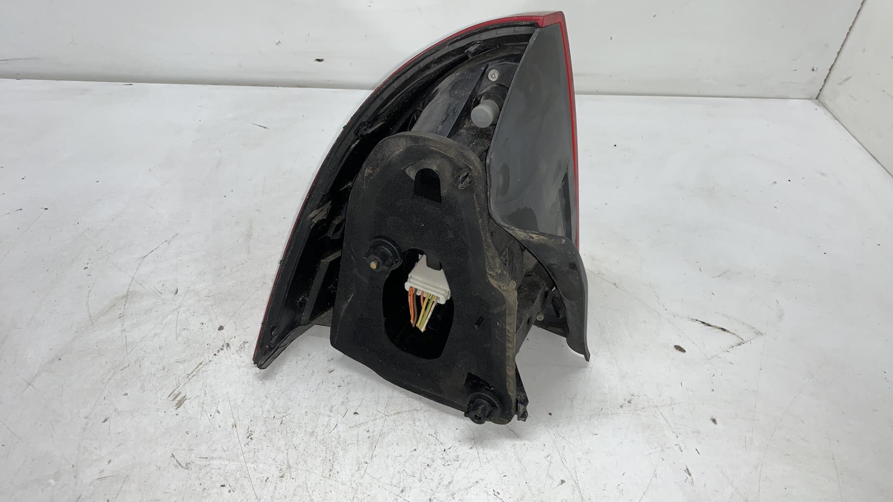 Fanale posteriore principale destro (luci) CITROEN C5 1 PHASE 2 Gasolina - 1