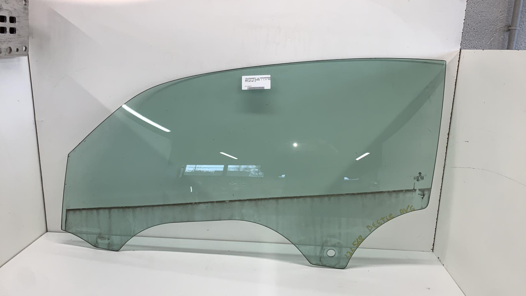 Vitre avant gauche VOLKSWAGEN BEETLE 2 PHASE 1 Essence - 1