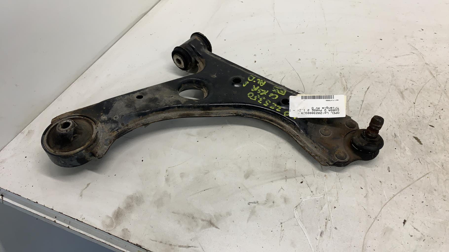 Triangle avant droit OPEL CORSA D PHASE 2 Essence - 1