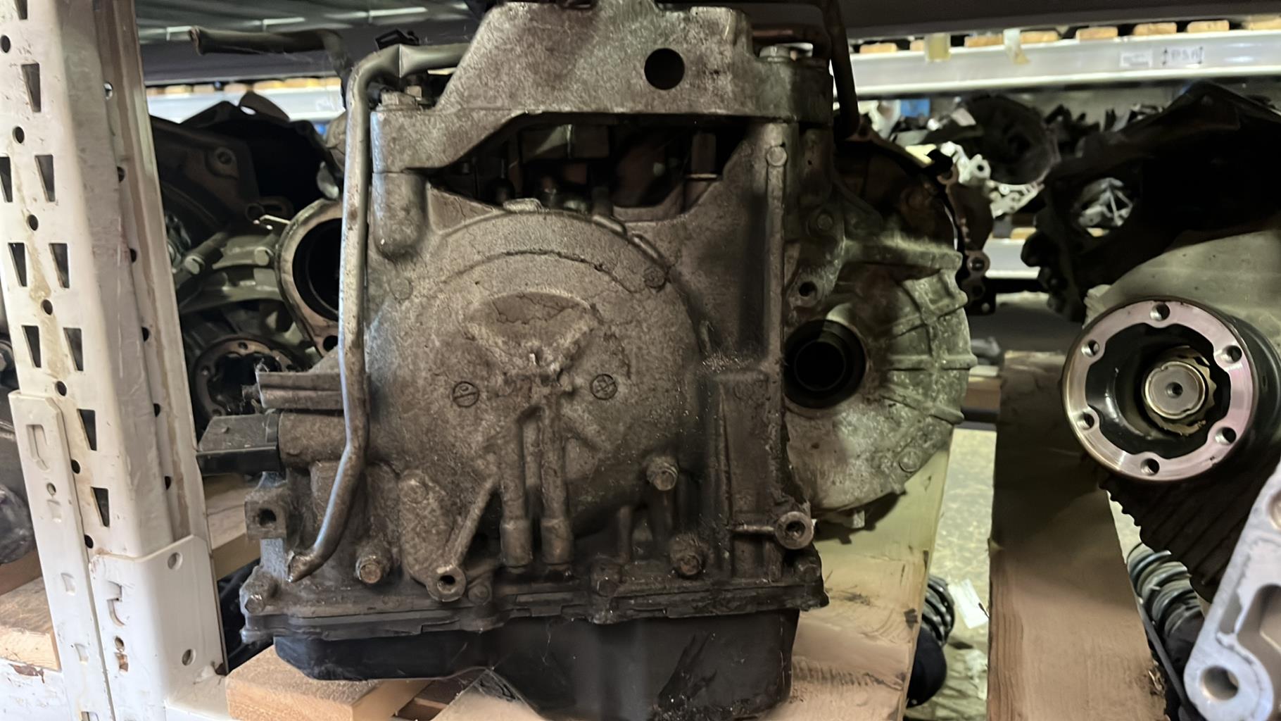 Boite de vitesses VOLKSWAGEN PASSAT 5 BREAK Essence - 1