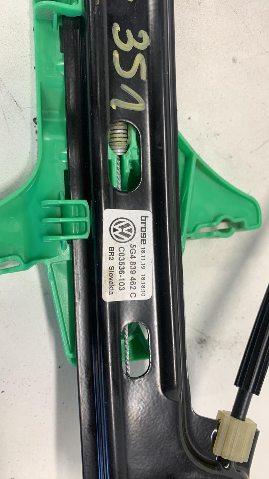 Alzacristalli elettrico posteriore destro VOLKSWAGEN GOLF 7 PHASE 2 Gasolina - 1