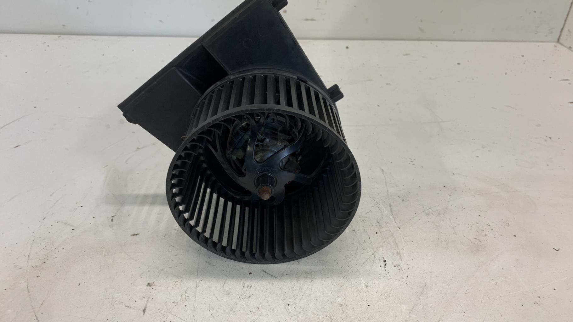 Pulseur d'air VOLKSWAGEN GOLF 4 Essence - 1