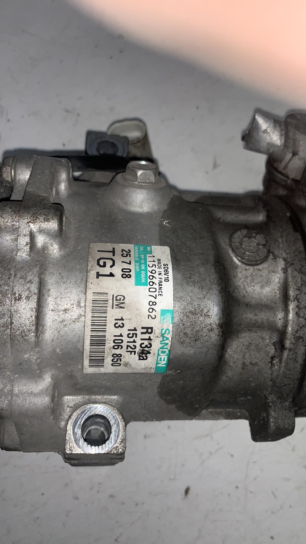 Compresseur clim SUZUKI SWIFT 3 Diesel - 1