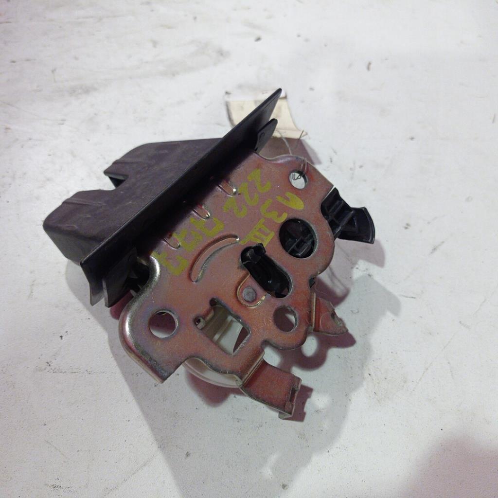 Serrure de hayon AUDI A3 3 SPORTBACK PHASE 1 Diesel - 1