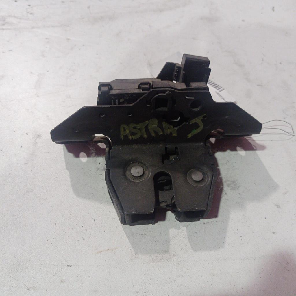 Serratura portellone posteriore OPEL ASTRA J PHASE 1 Diésel - 1