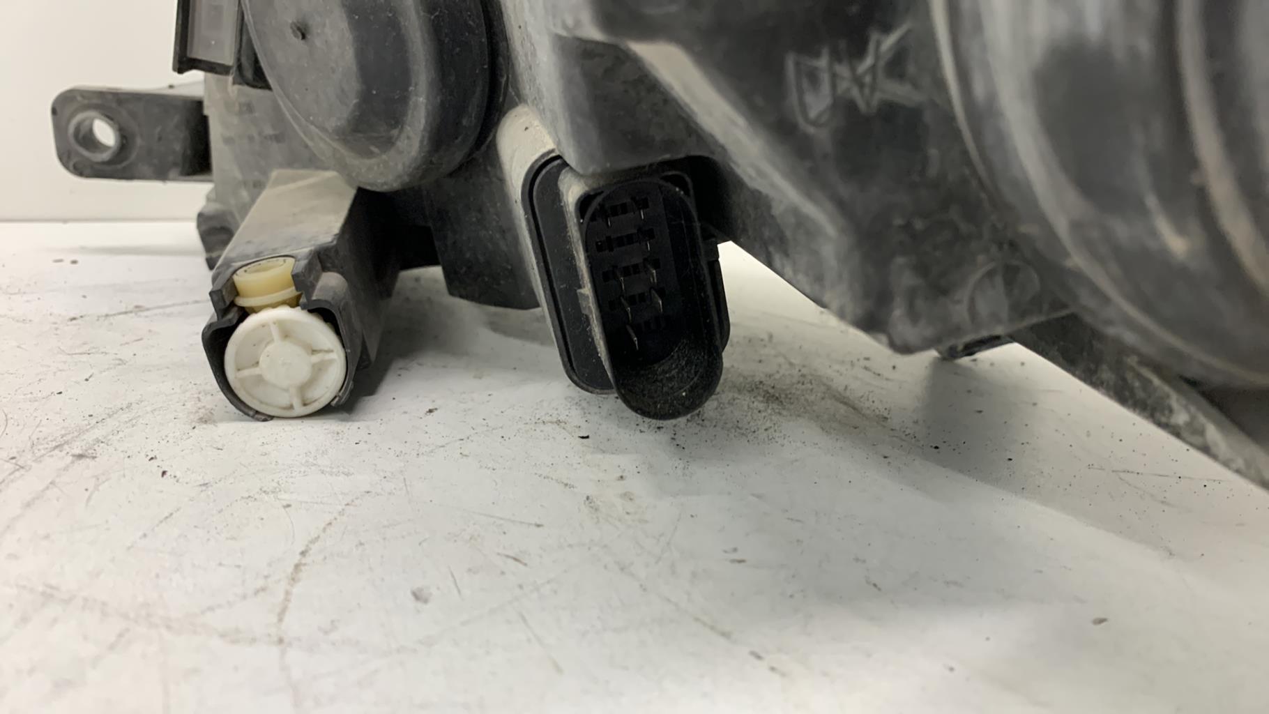 Gruppo ottico anteriore principale destro (luci)(faro) VOLKSWAGEN PASSAT 5 Diésel - 1