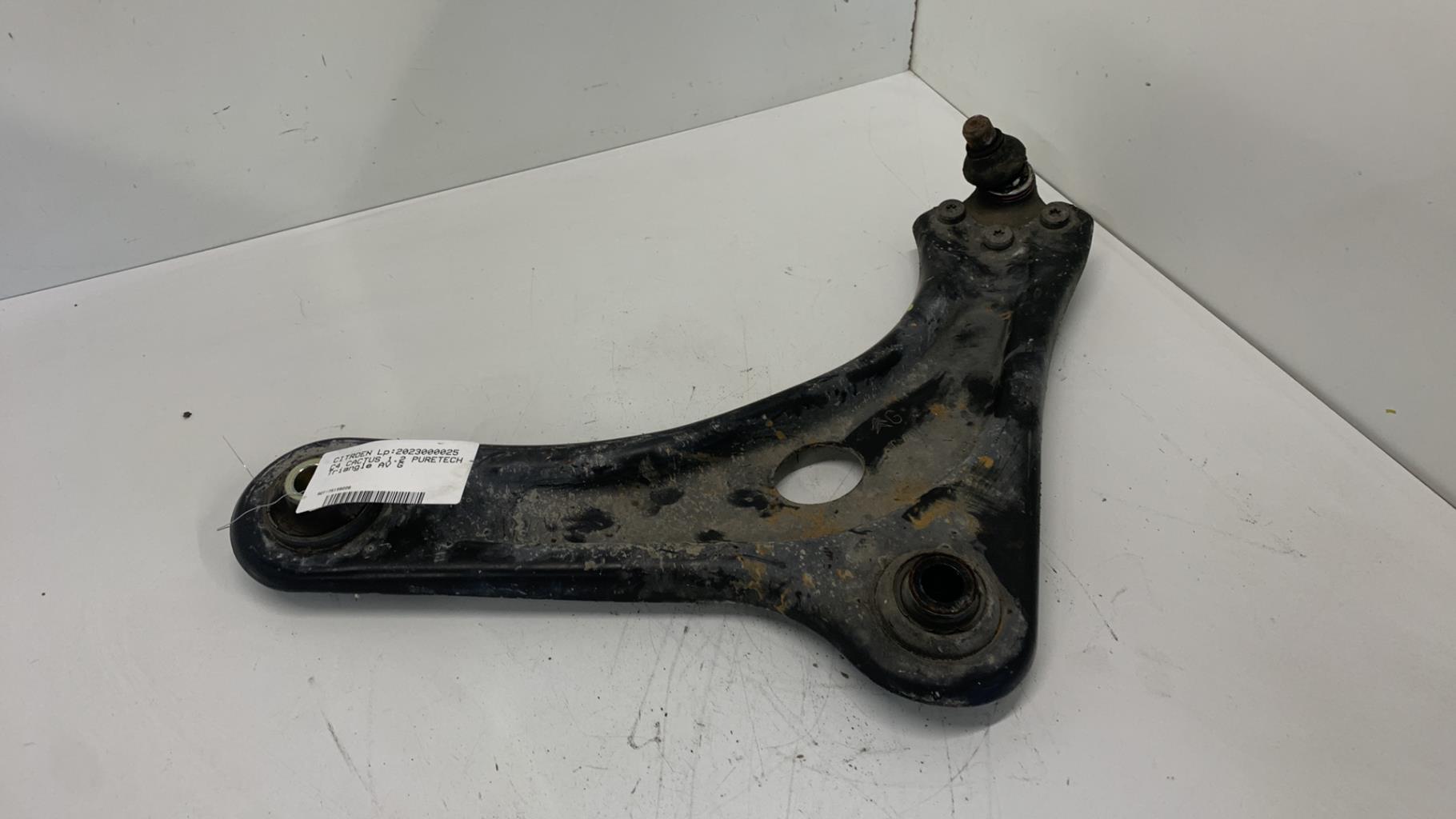 Triangle avant gauche CITROEN C4 CACTUS Essence - 1