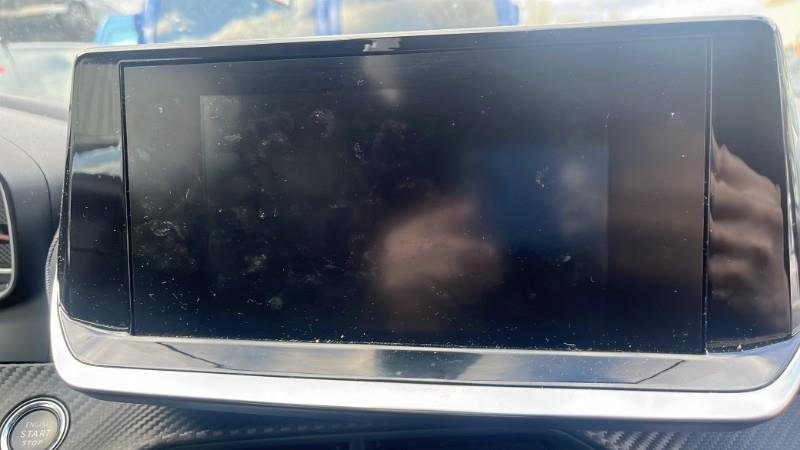 Ecran GPS PEUGEOT 208 2 Essence - 1