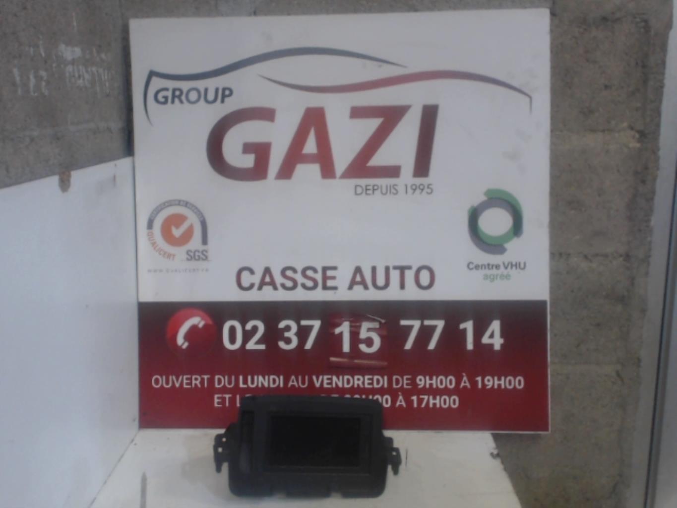 Ecran GPS RENAULT MEGANE 3 PHASE 1 BREAK Essence - 1