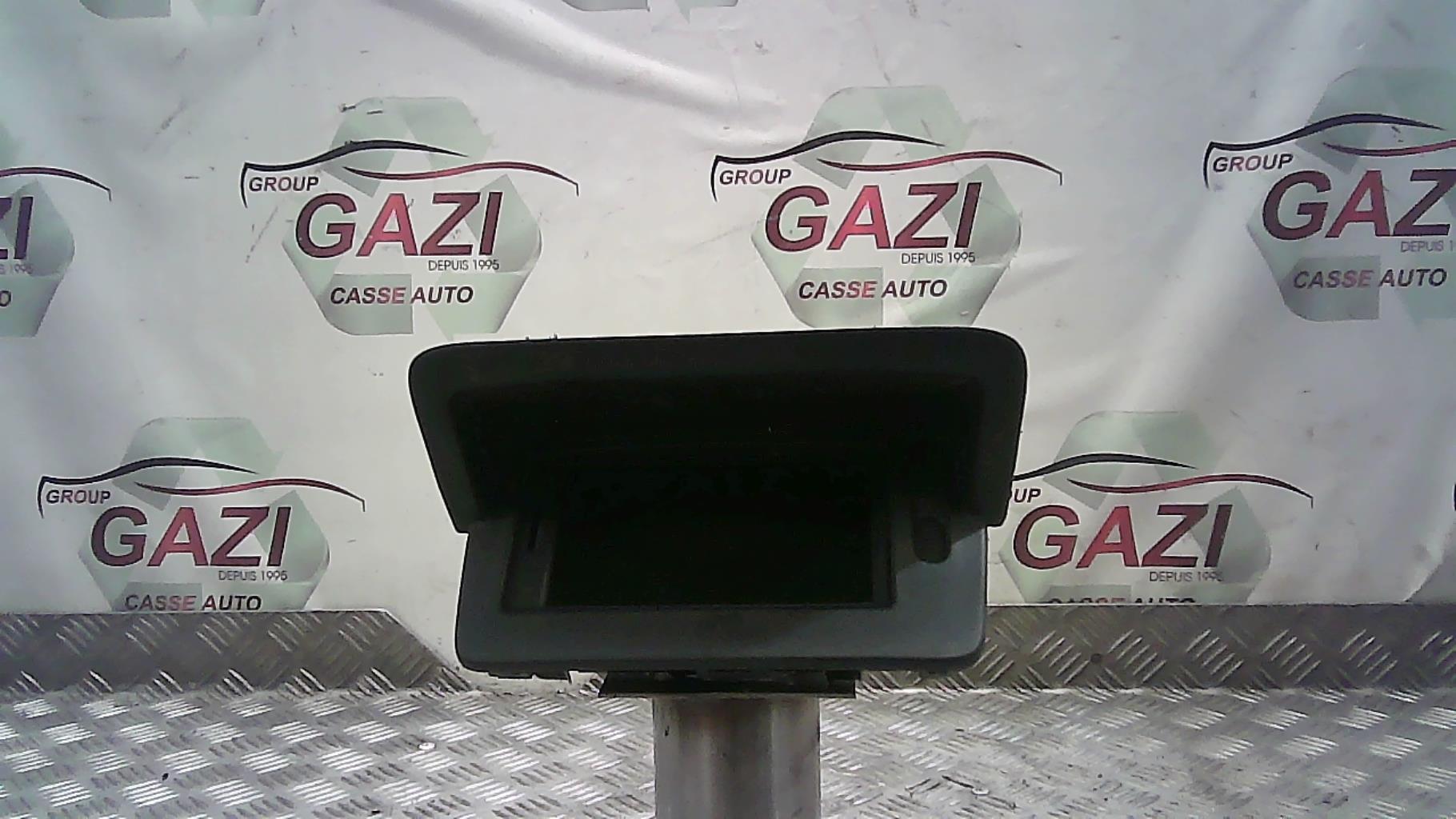 Ecran GPS RENAULT CLIO 3 PHASE 2 Diesel - 1