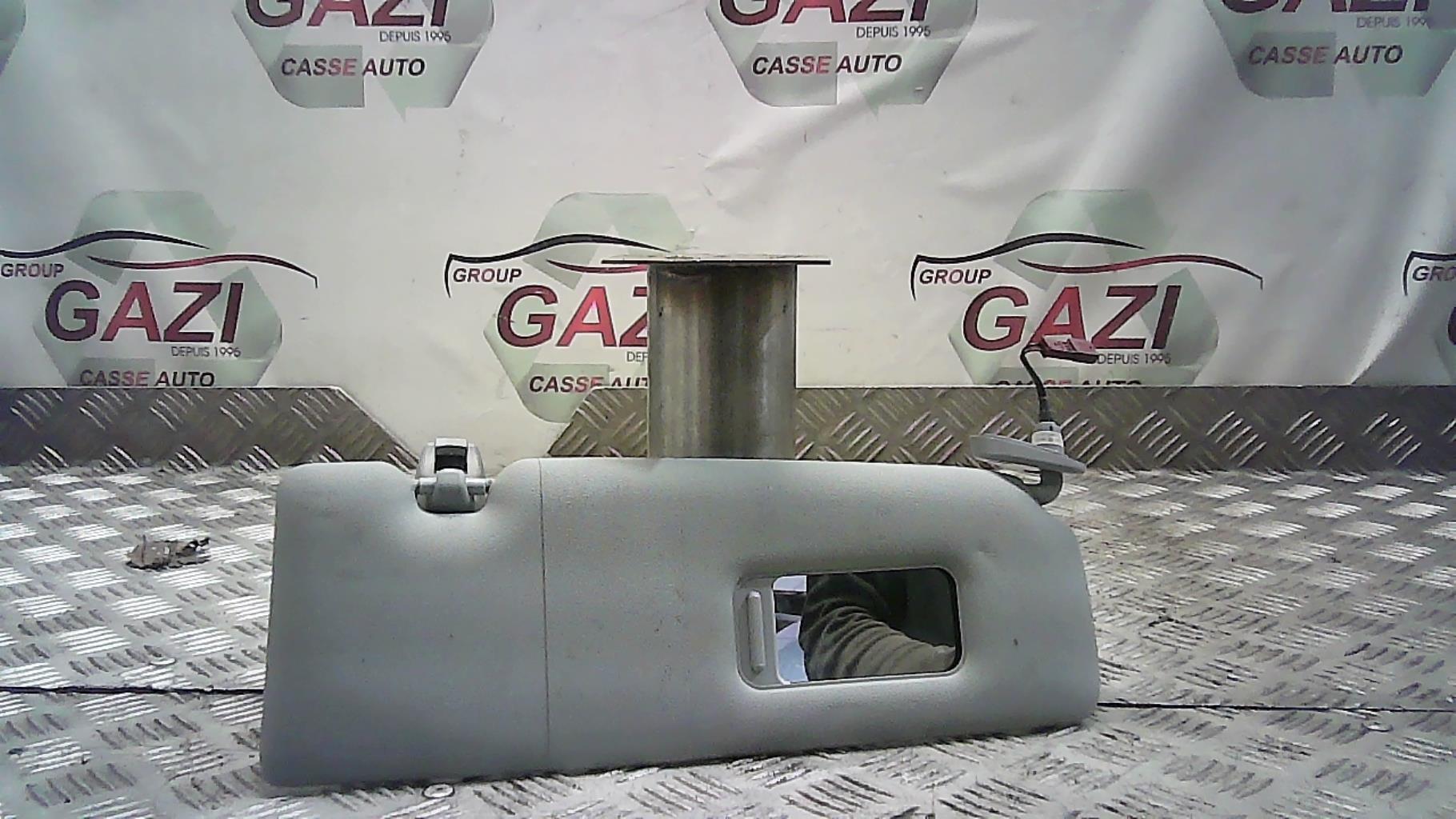 Pare soleil droit BMW SERIE 1 E87 PHASE 2 Diesel - 1