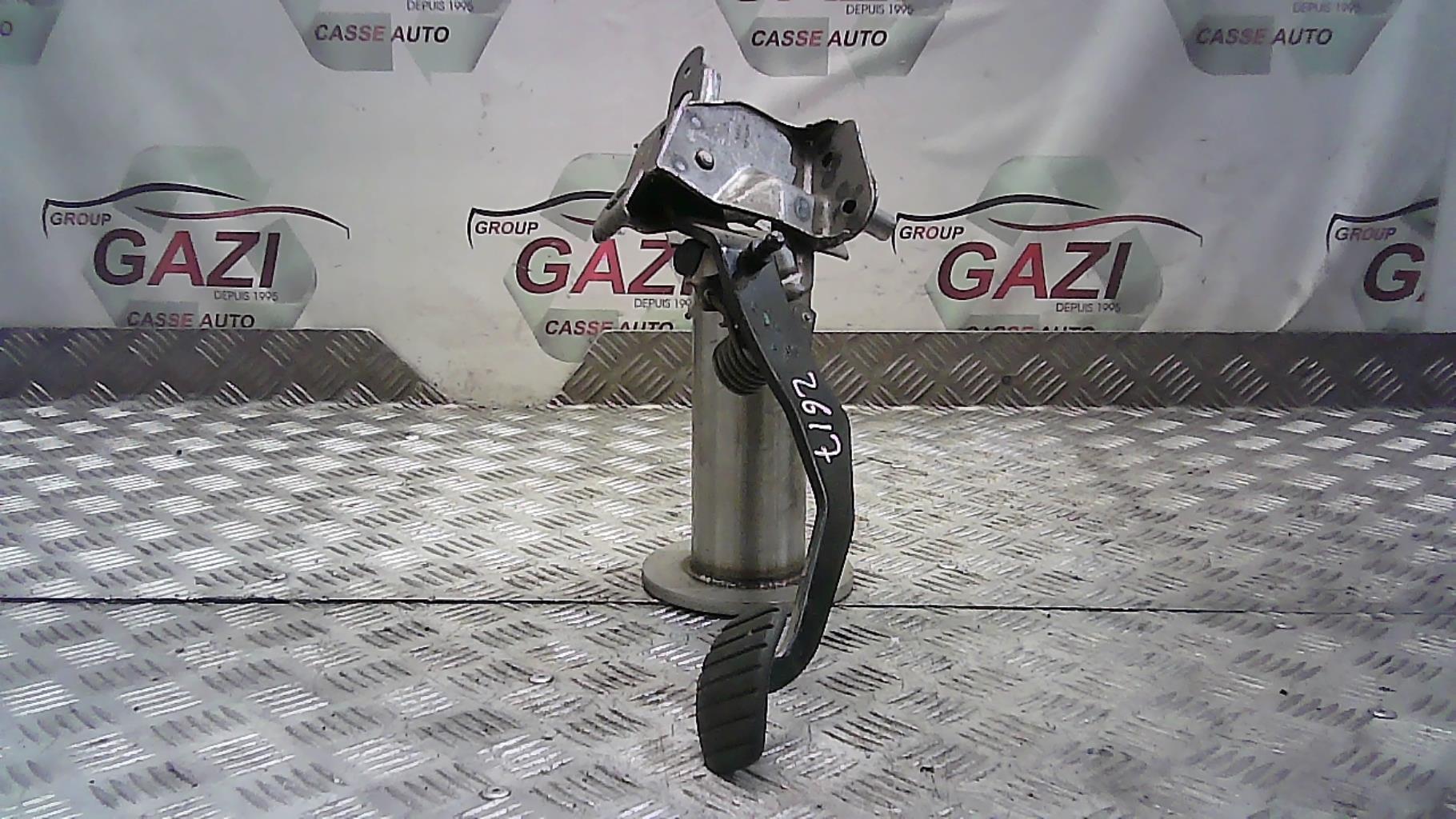 Pedale de frein RENAULT CLIO 3 PHASE 2 Diesel - 1
