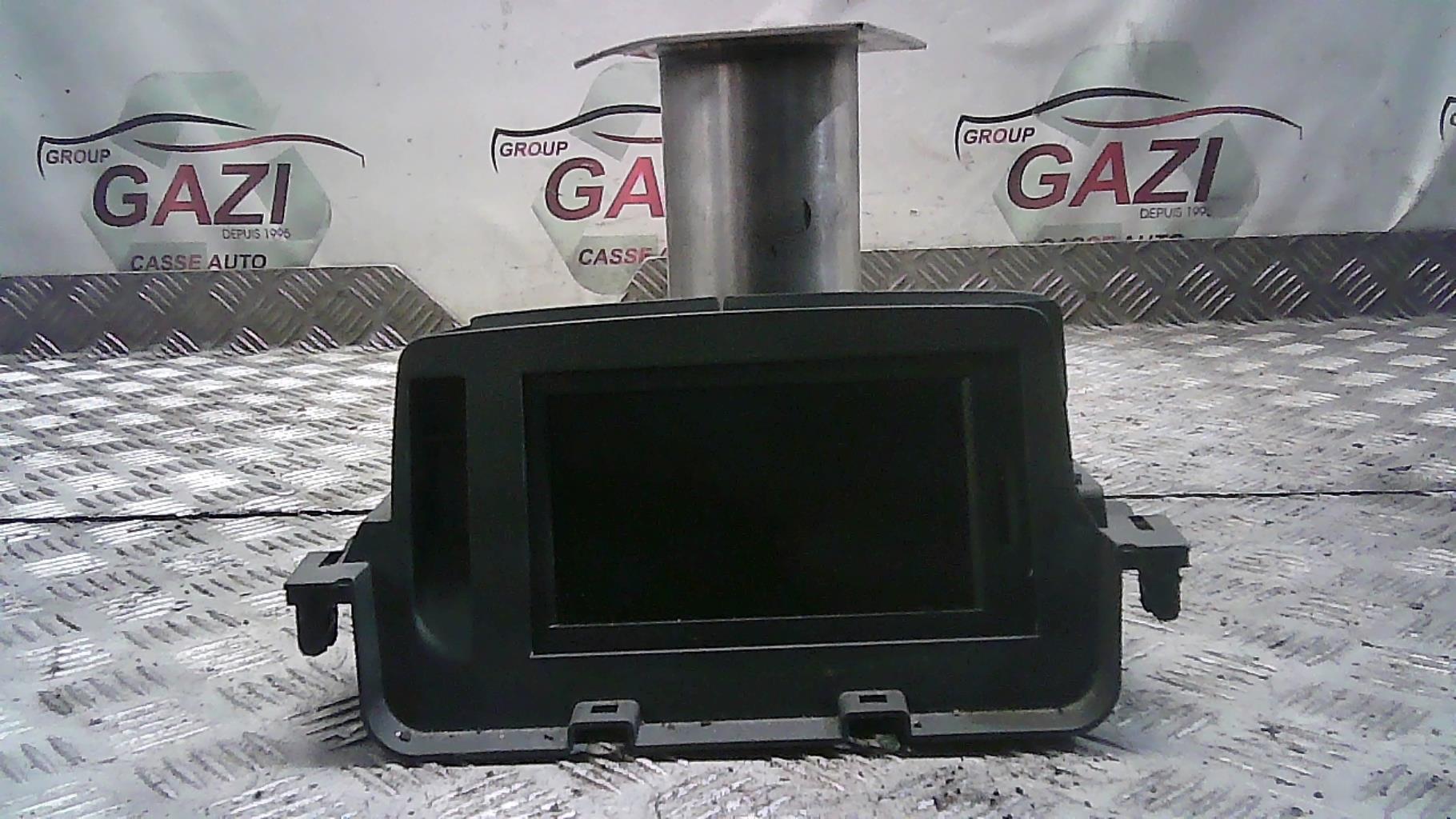 Ecran GPS RENAULT FLUENCE PHASE 1 Diesel - 1