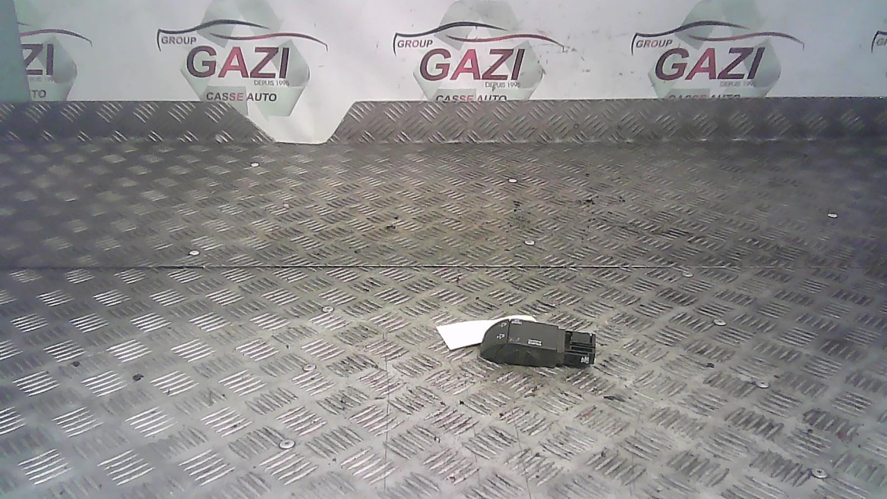 Commande autoradio RENAULT CLIO 4 PHASE 1 Diesel - 1