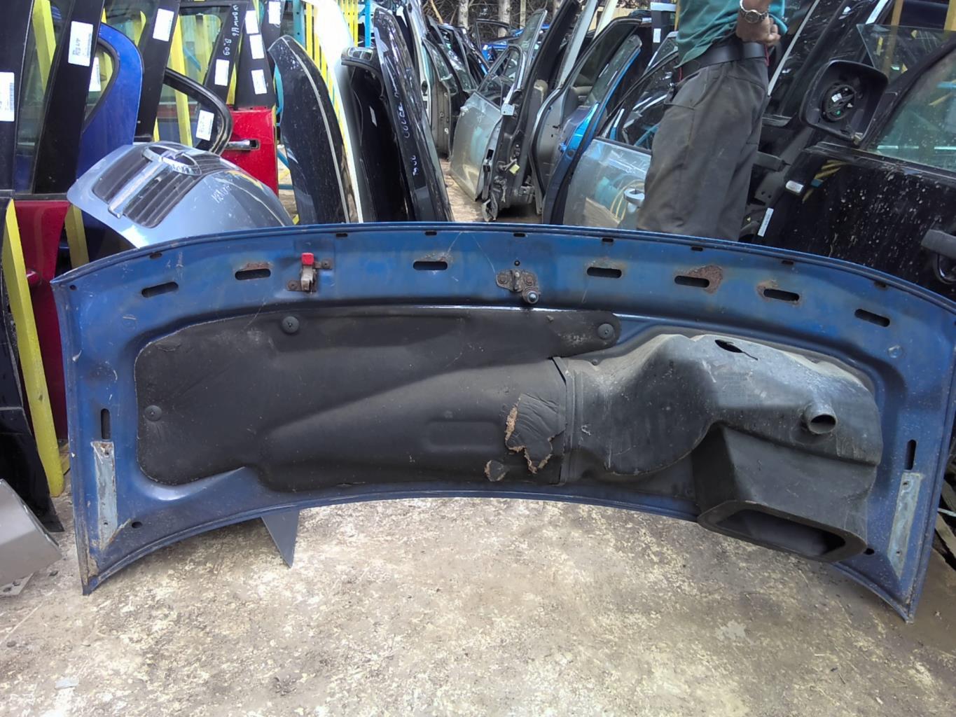 Capot MERCEDES VITO 638 Essence - 1