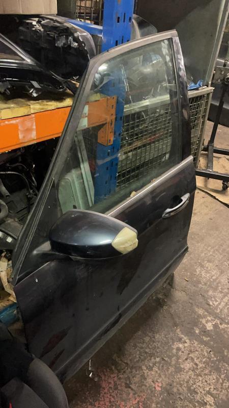 Vitre avant gauche FORD GALAXY 2 PHASE 2 Diesel - 1