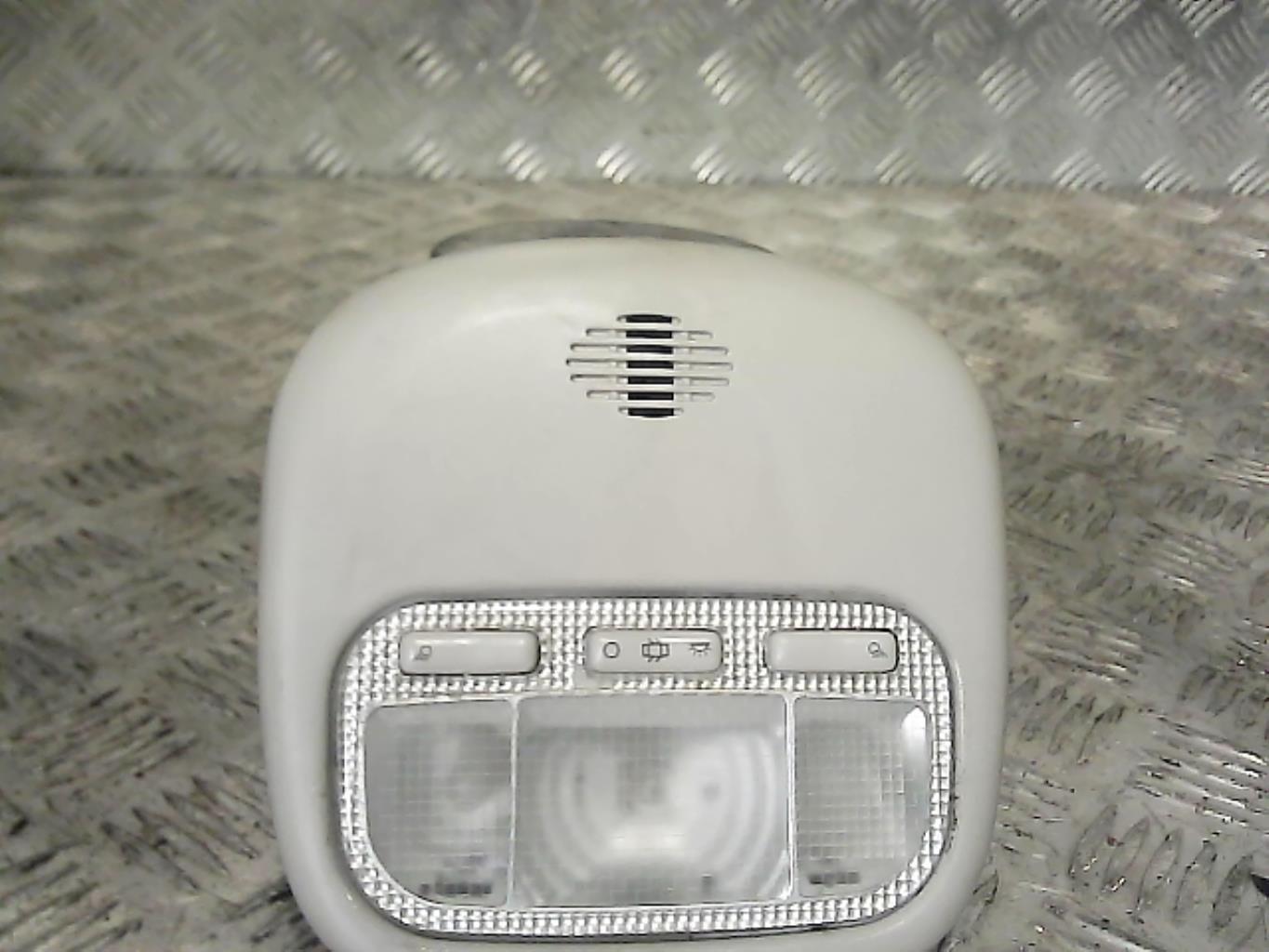 Eclairage de plafonnier PEUGEOT 207 PHASE 1 Diesel - 1