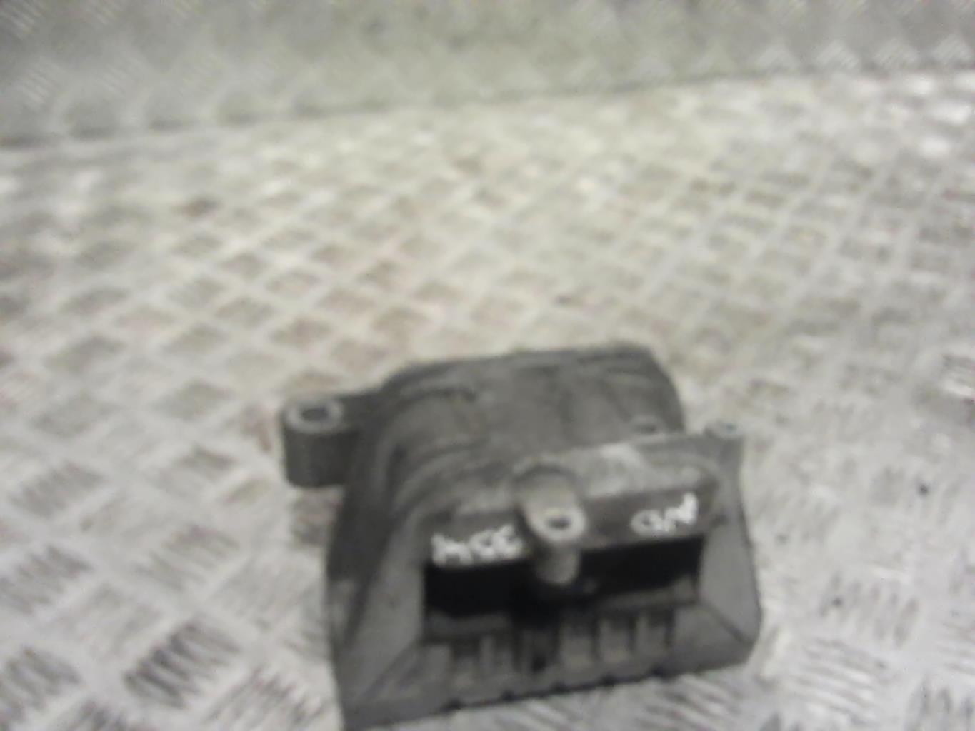 Support moteur droit VOLKSWAGEN GOLF 5 Diesel - 1
