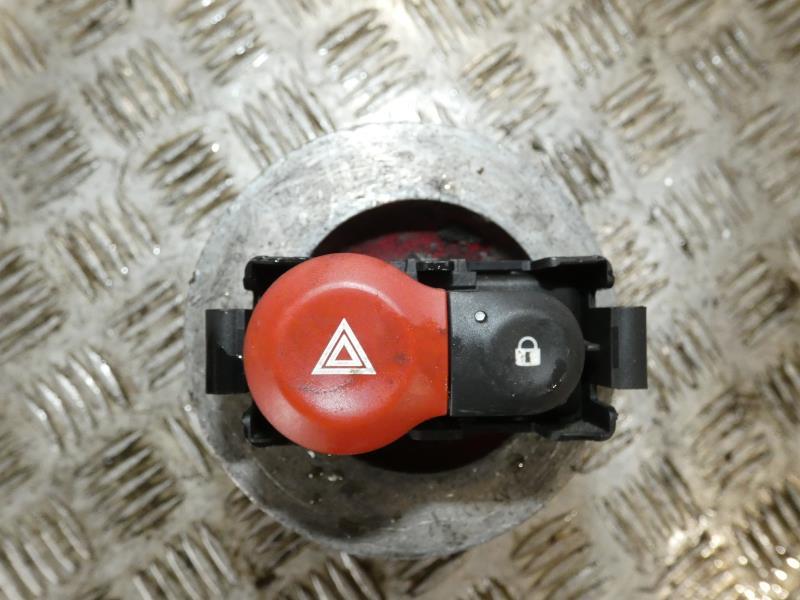 Bouton de warning RENAULT CLIO 3 PHASE 1 Diesel - 1