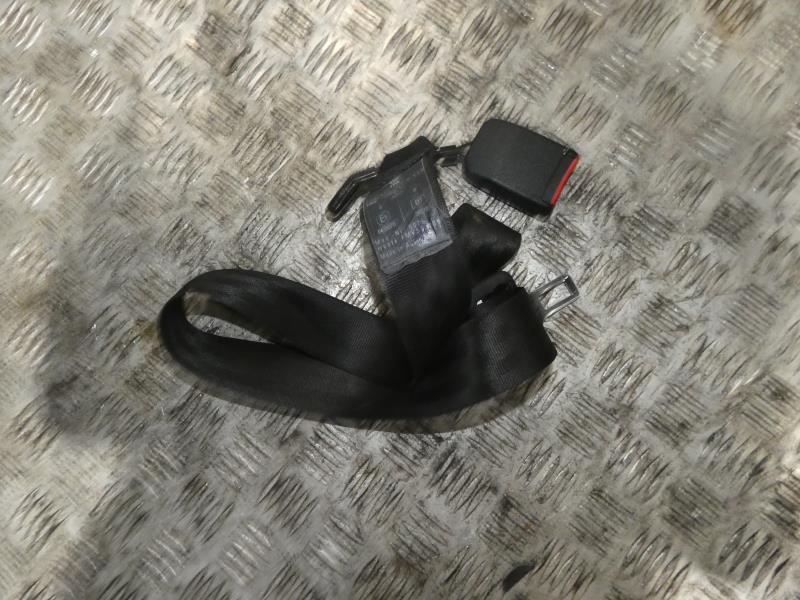 Ceinture arriere centrale VOLKSWAGEN GOLF 4 Essence - 1