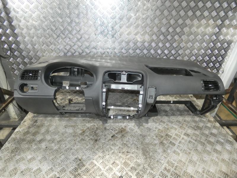 Tableau de bord VOLKSWAGEN POLO 5 PHASE 1 Diesel - 1