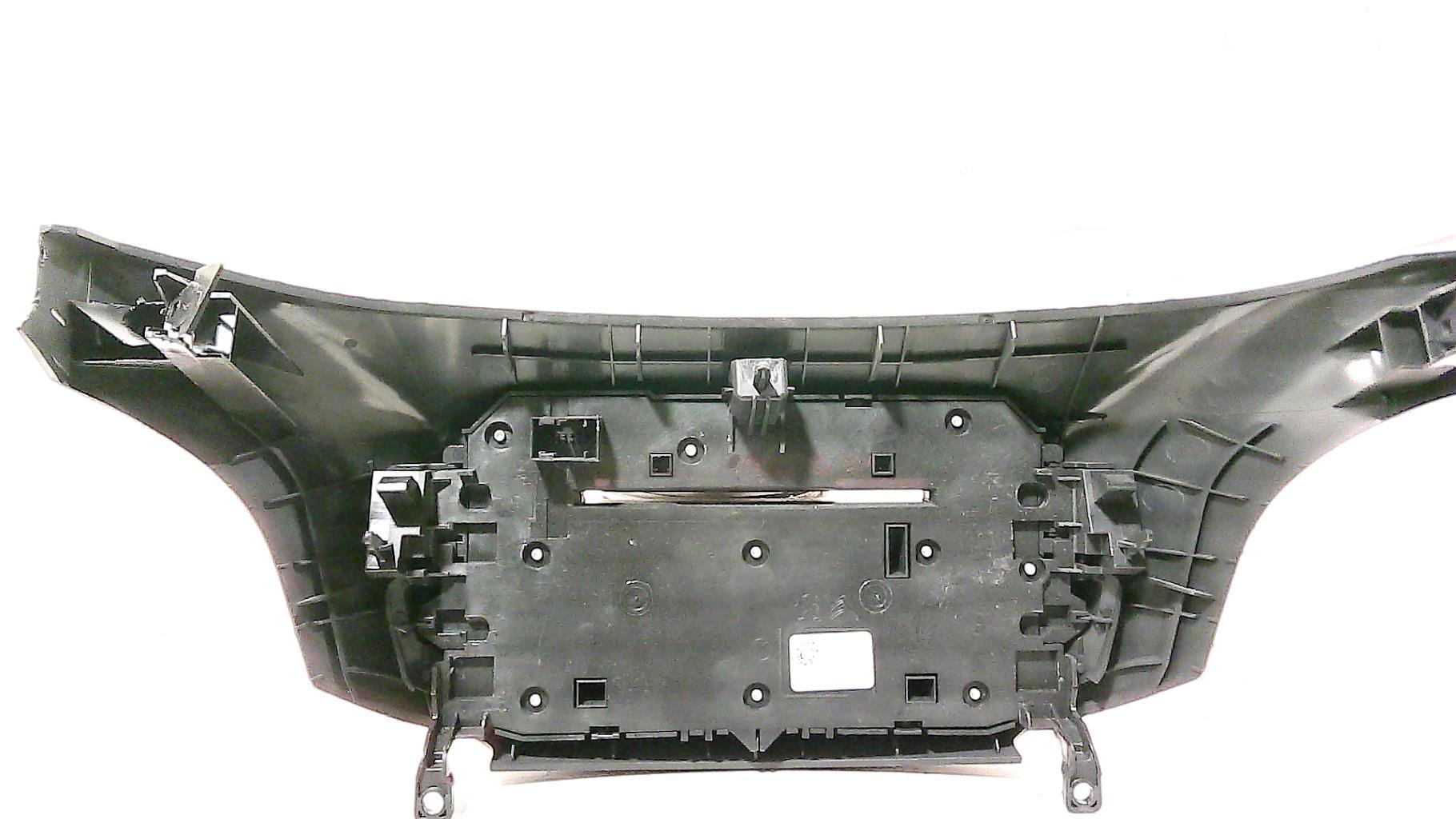 Facade autoradio PEUGEOT 308 2 SW PHASE 1 BREAK  - 1