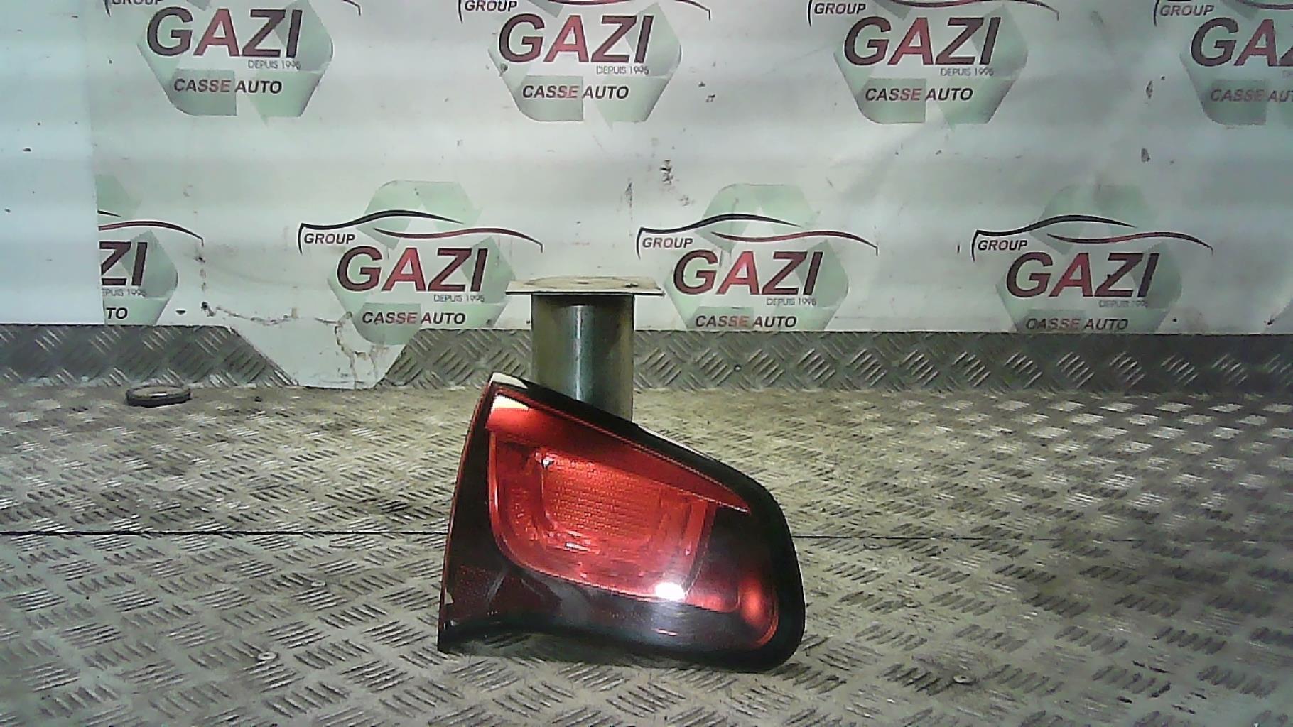 Feu arriere secondaire gauche (feux) CITROEN C3 2 PHASE 1 Diesel - 1