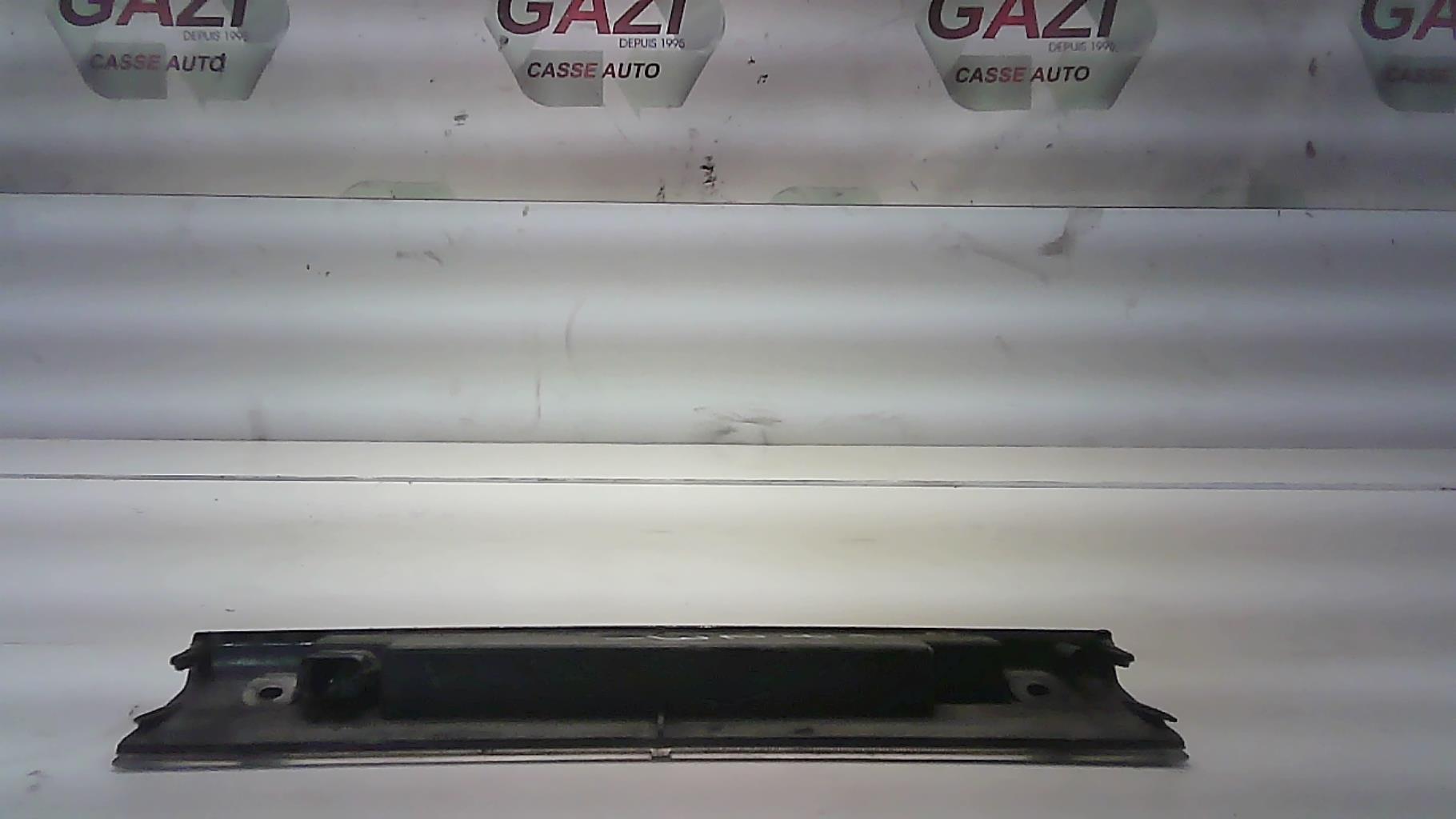 Feu arriere stop central FORD C-MAX 1 PHASE 2 Diesel - 1