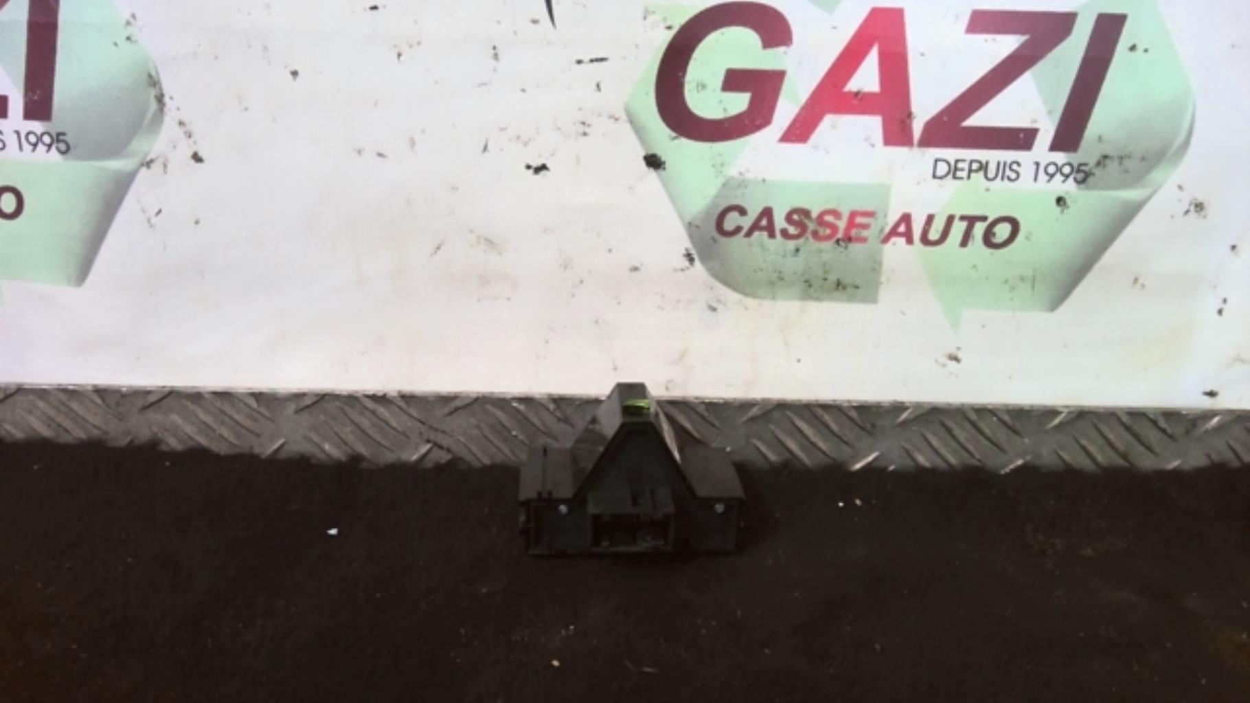 Bouton de warning OPEL CORSA D PHASE 2 Diesel - 1