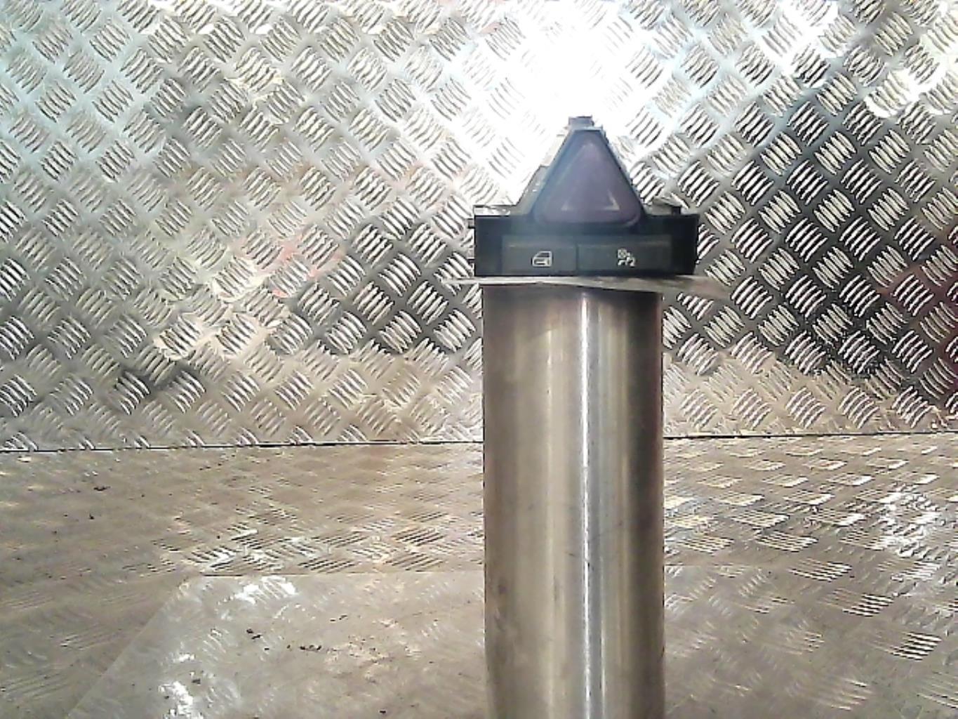 Bouton de warning OPEL CORSA D PHASE 1 Diesel - 1