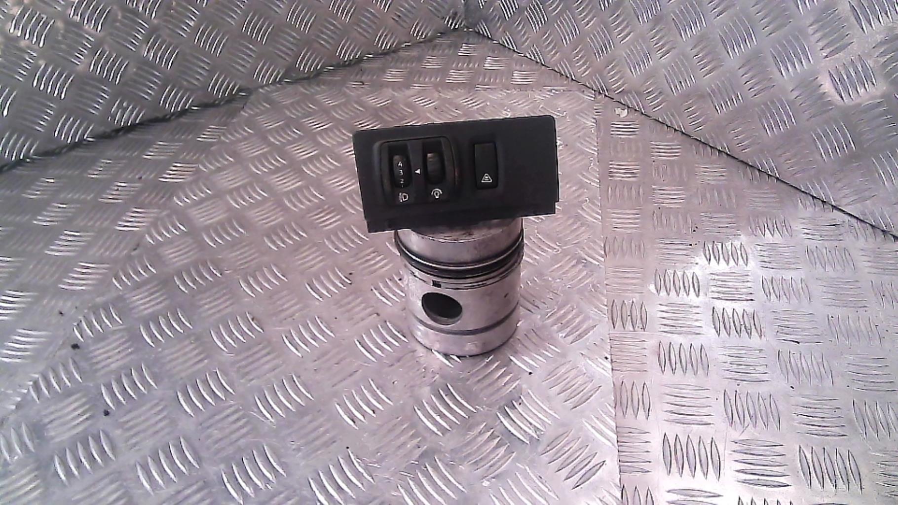 Commande de reglage hauteur de phare RENAULT LAGUNA 3 PHASE 1 Diesel - 1