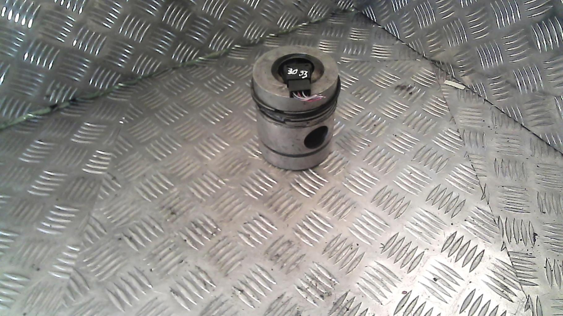 Commande retroviseurs RENAULT MEGANE 2 PHASE 1 Essence - 1