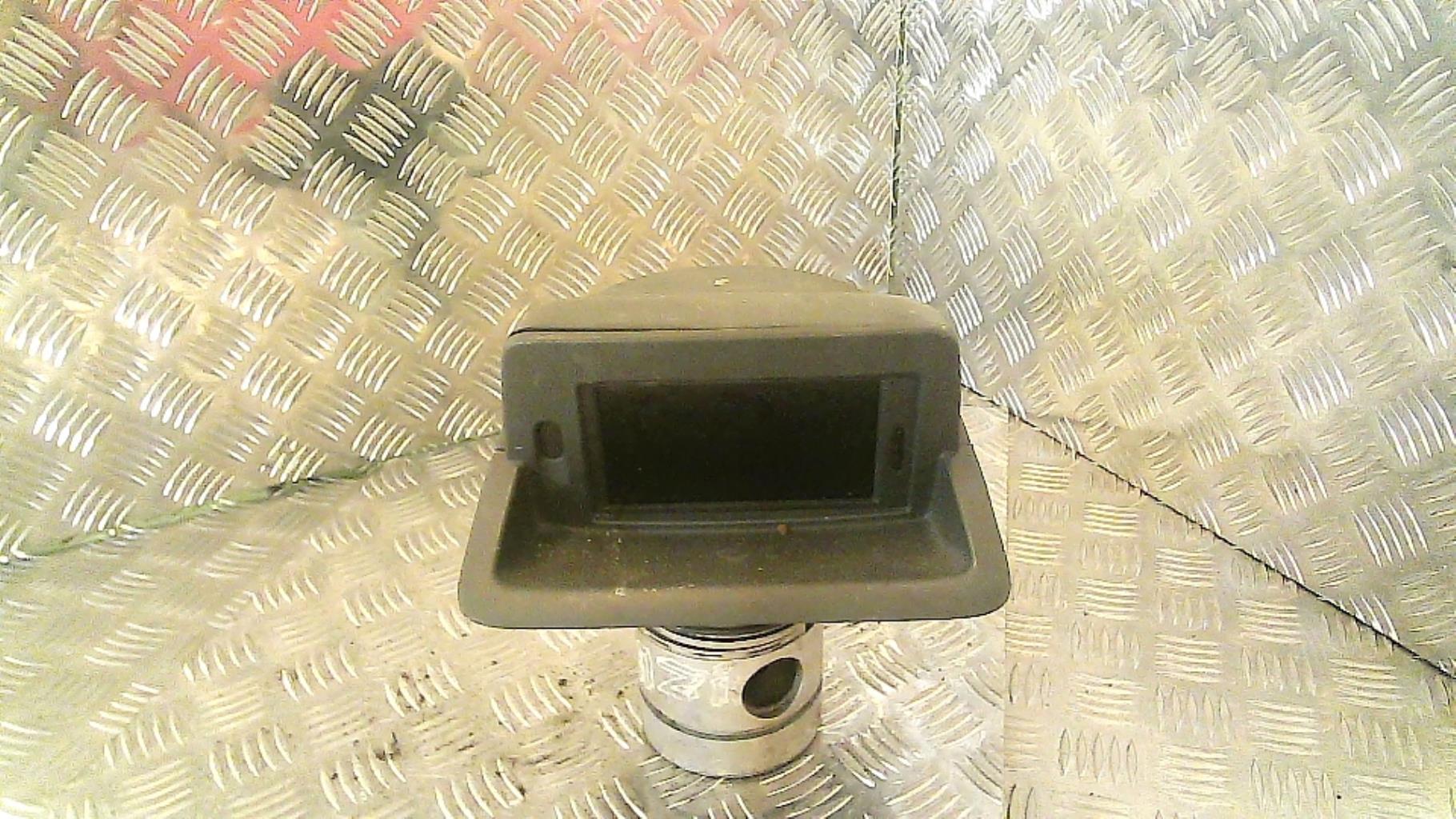 Ecran GPS RENAULT CLIO 3 PHASE 2 Diesel - 1