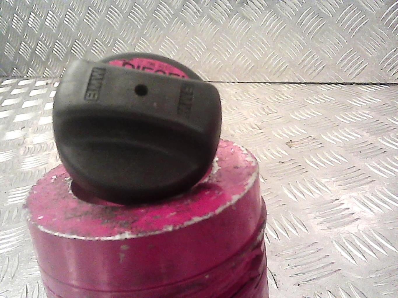 Bouchon de carburant BMW SERIE 3 E46 PHASE 2 Diesel - 1