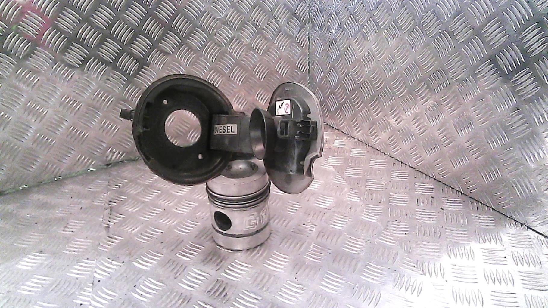 Trappe d'essence RENAULT MEGANE 3 PHASE 1 Diesel - 1